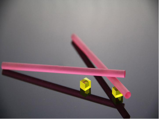 固體皮秒激光器是由那些構成?類型有哪些?(圖2) image.png